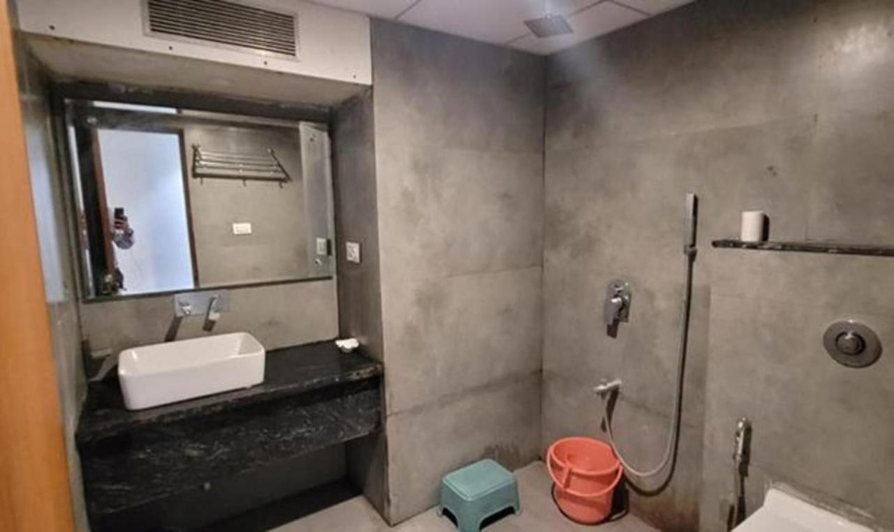 Fabhotel Prime Sapphire Regency Vadodara Exterior foto