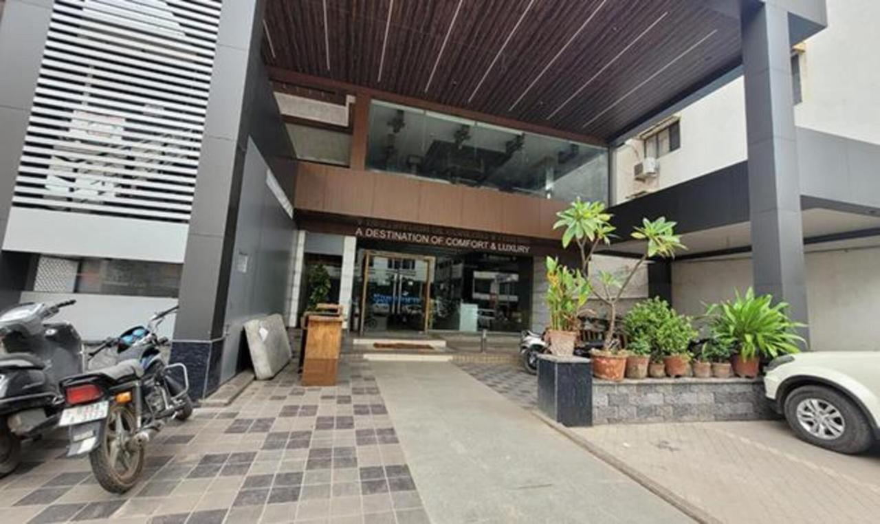Fabhotel Prime Sapphire Regency Vadodara Exterior foto